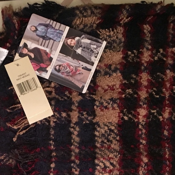 Blanket scarf. - Picture 8 of 8